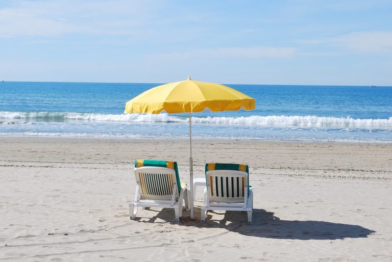 Strandtáska, strand, nyaralás