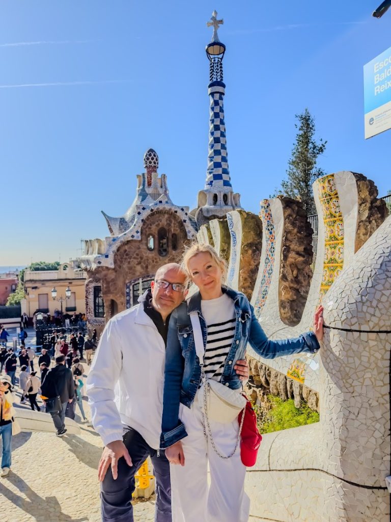 Güell Park Barcelona és a Bakancslistás helyek blog tualjdonosai