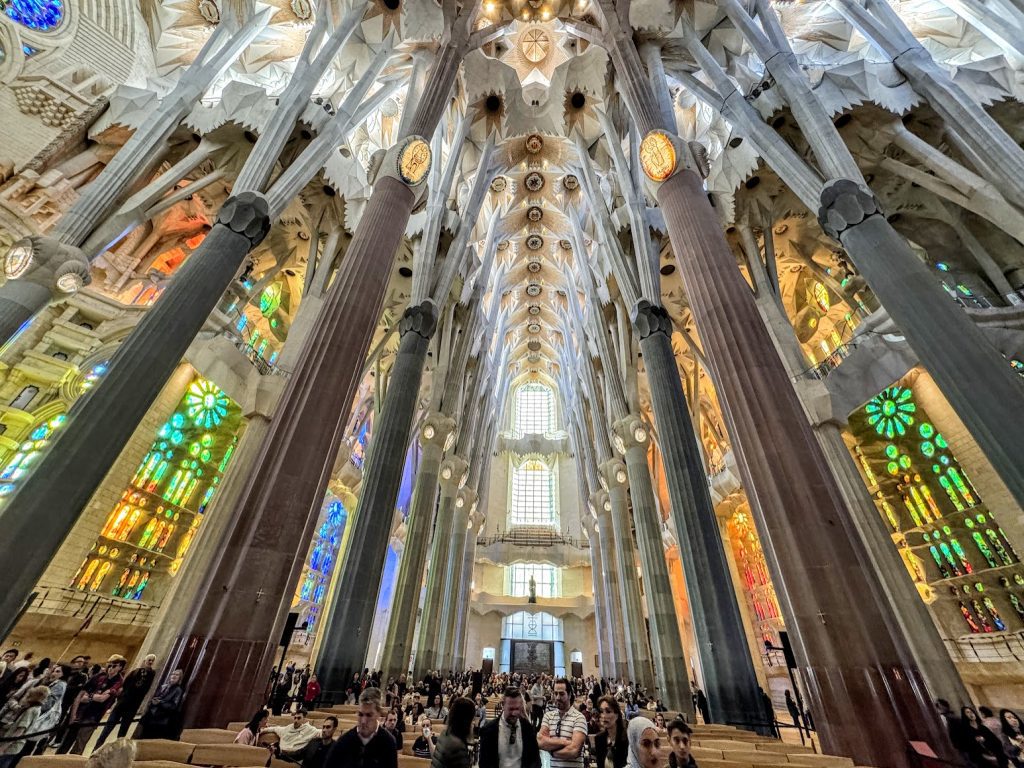 Sagrada Familia belülről