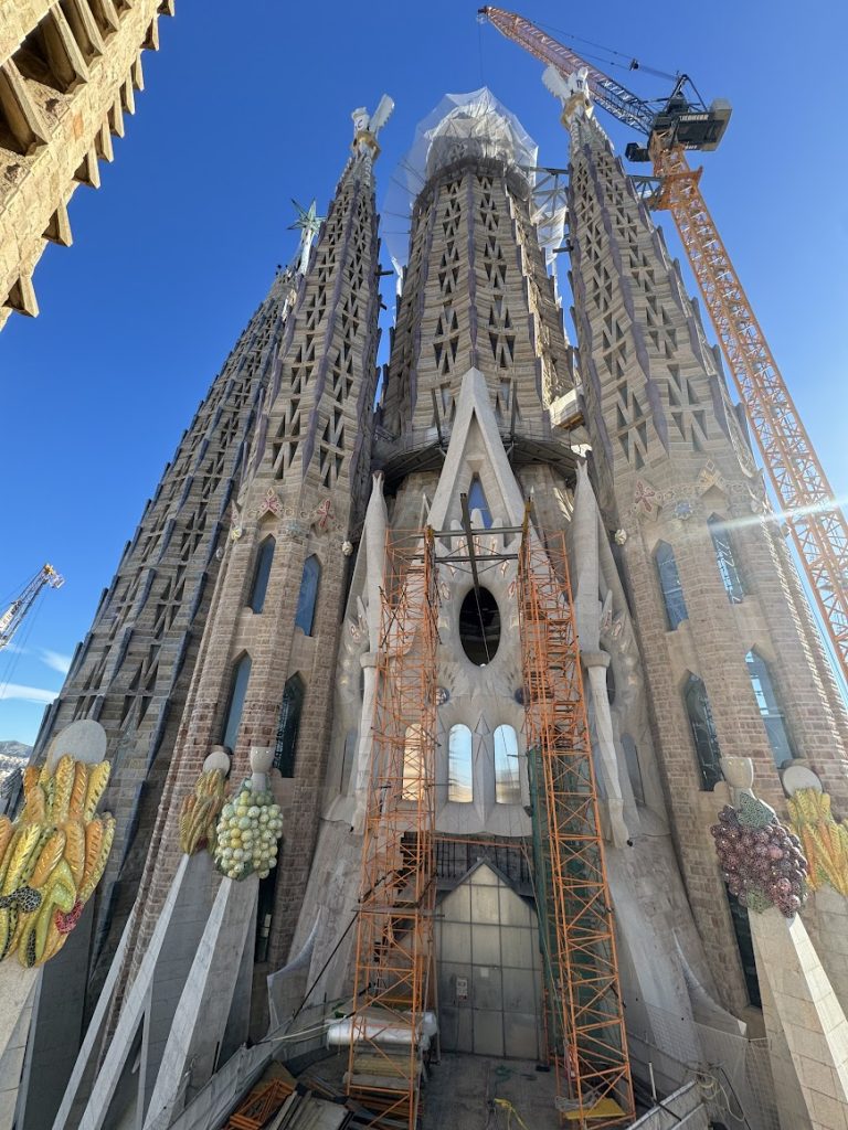 agrada Familia építése Barcelona